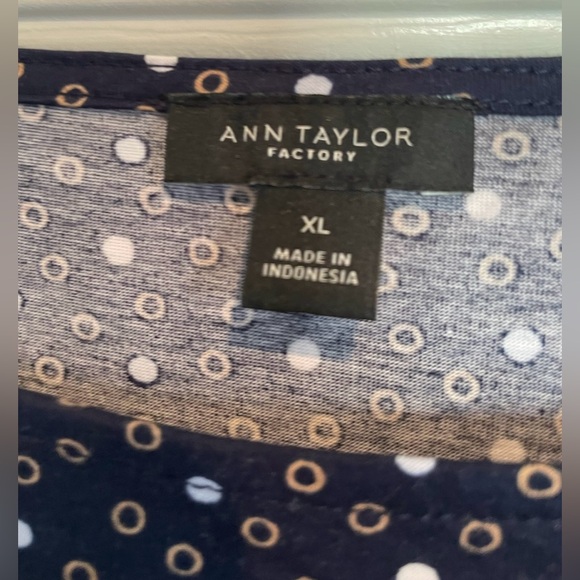 Ann Taylor Factory scoop neck blouse w/belted waist women’s XL - Picture 3 of 3